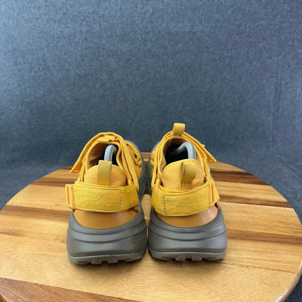 Teva Outflow Universal Sport Yellow Sunflower Men's Size 9 Hiking Water Shoes